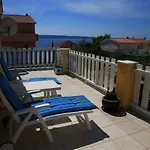 Limun Nyaraló *