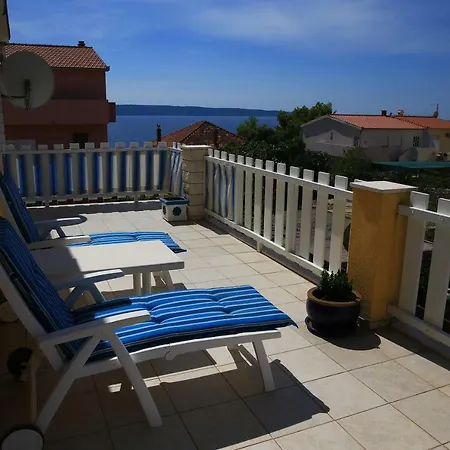 Limun Holiday home *