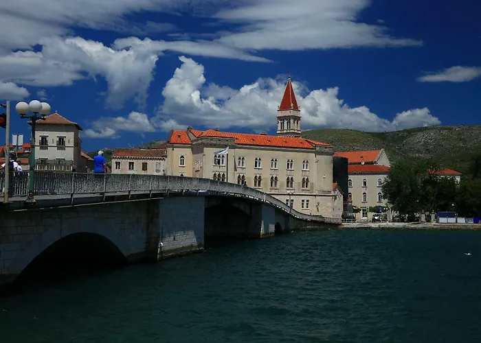 Limun Semesterbostad