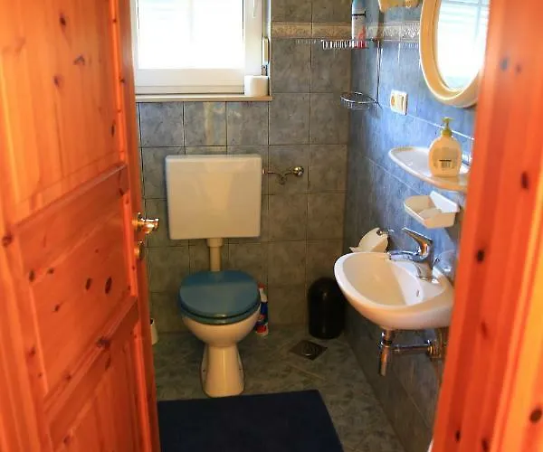 Limun Semesterbostad *