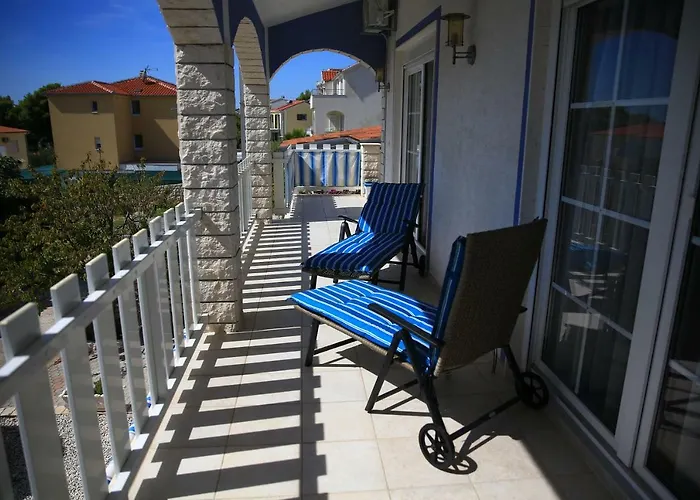 Limun Semesterbostad *