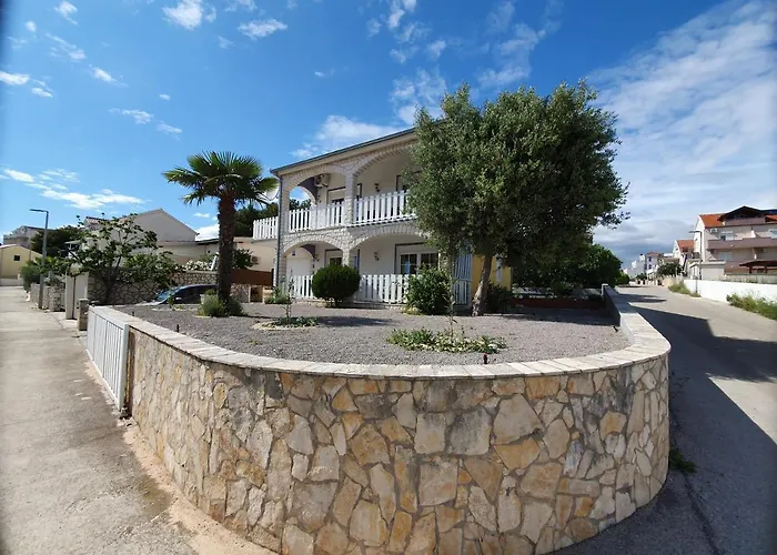 Limun Semesterbostad Trogir